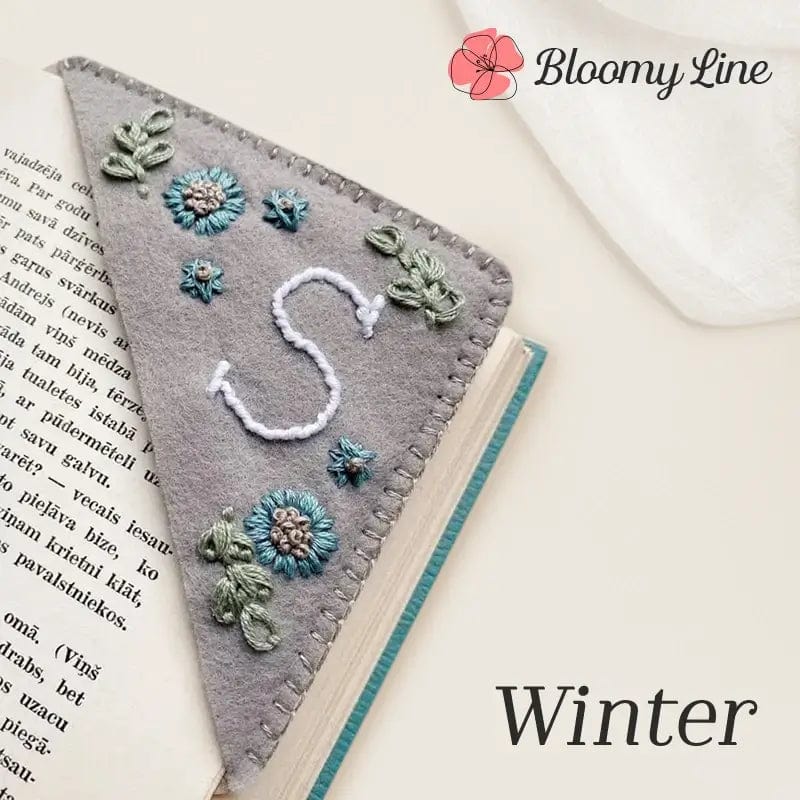 Fourovo Bloomy Line - Personalized Hand Embroidered Corner Bookmark