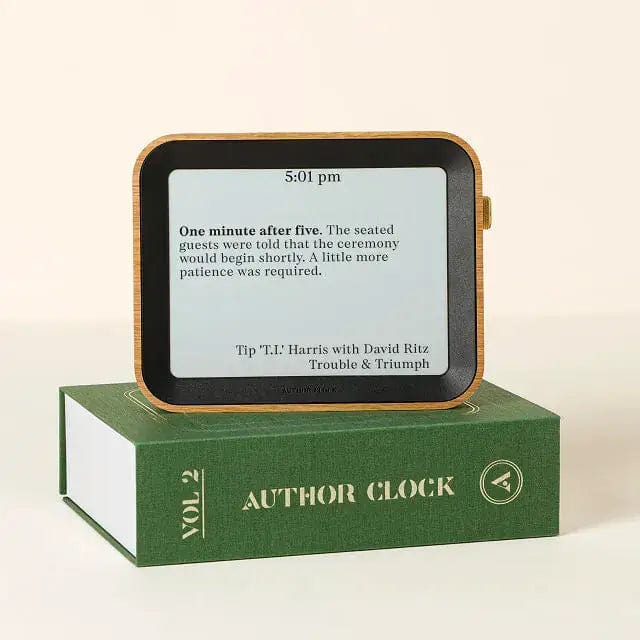 Fourovo Literary Clock Large